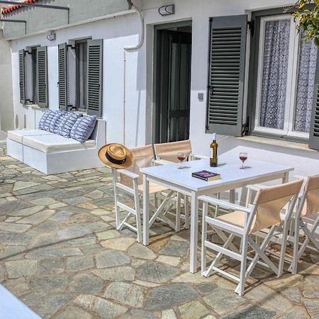 Villa Lemonia غلوسا المظهر الخارجي الصورة